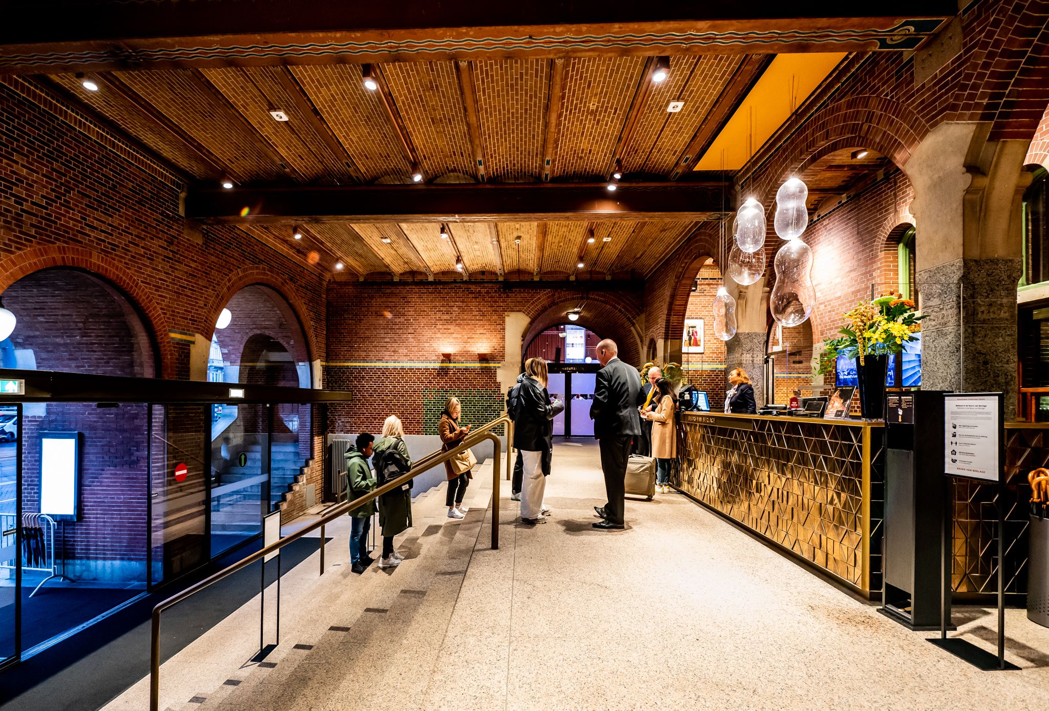 Security and hospitality with ISG Security